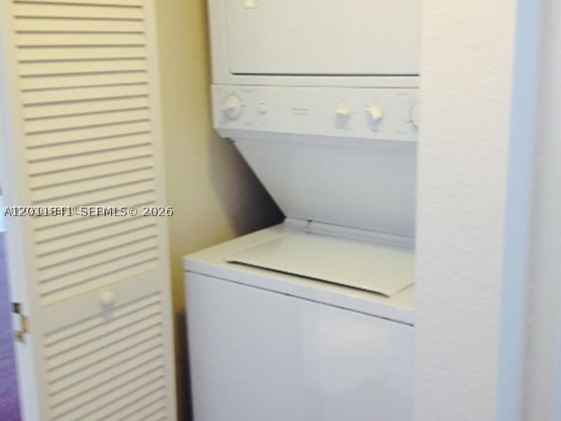 1830 Radius Dr 317 Property Photo 9