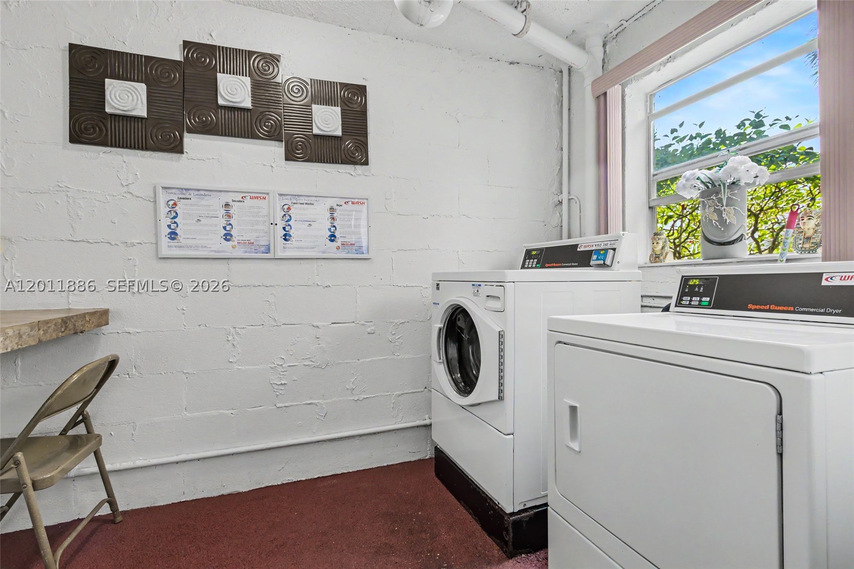 2831 E Sunrise Lakes Dr 105 Property Photo 18