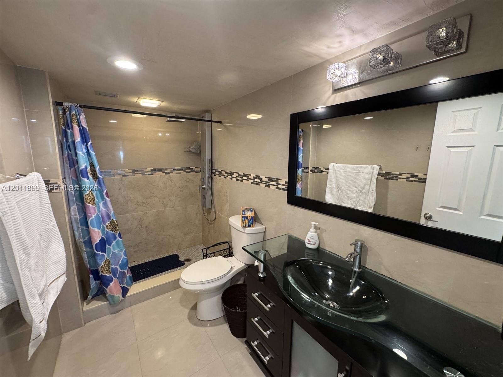 1912 S Ocean Dr 3d Property Photo 16