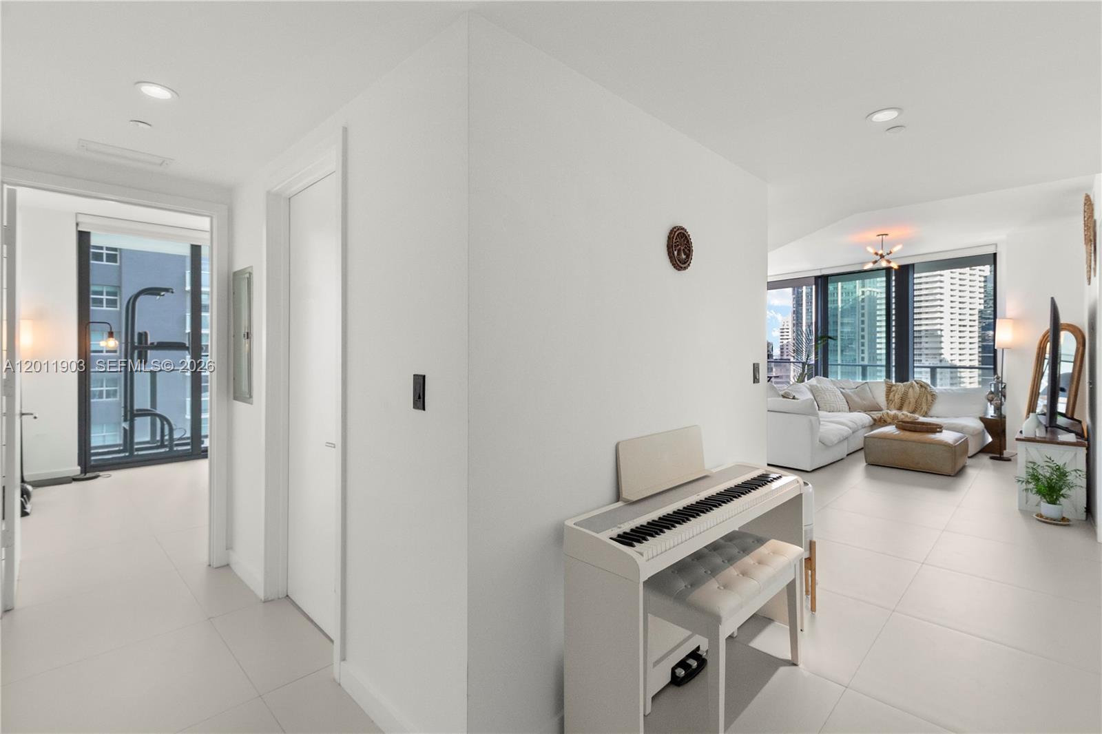 1300 S Miami Ave 2001 Property Photo 29