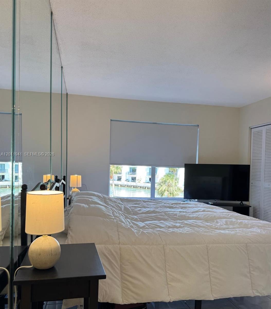 11111 Biscayne Blvd 2h Property Photo 16
