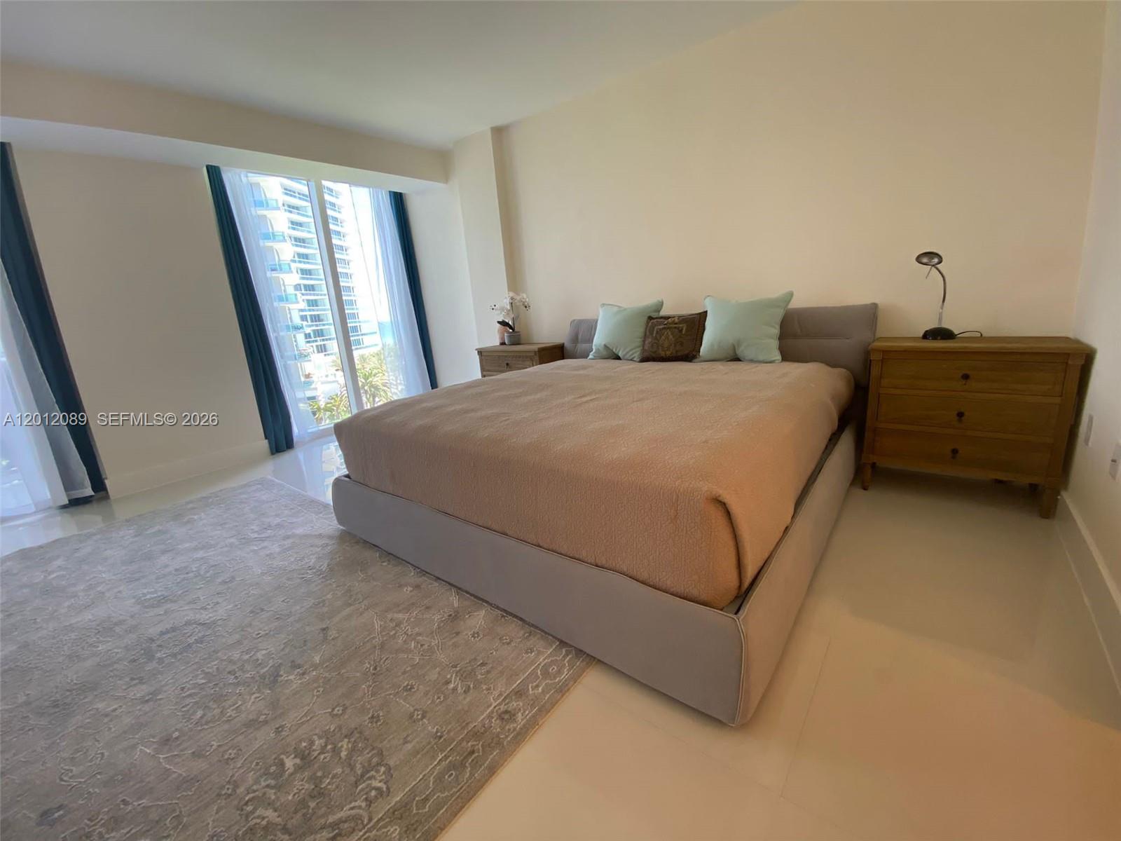 10275 Collins Ave 602 Property Photo 17