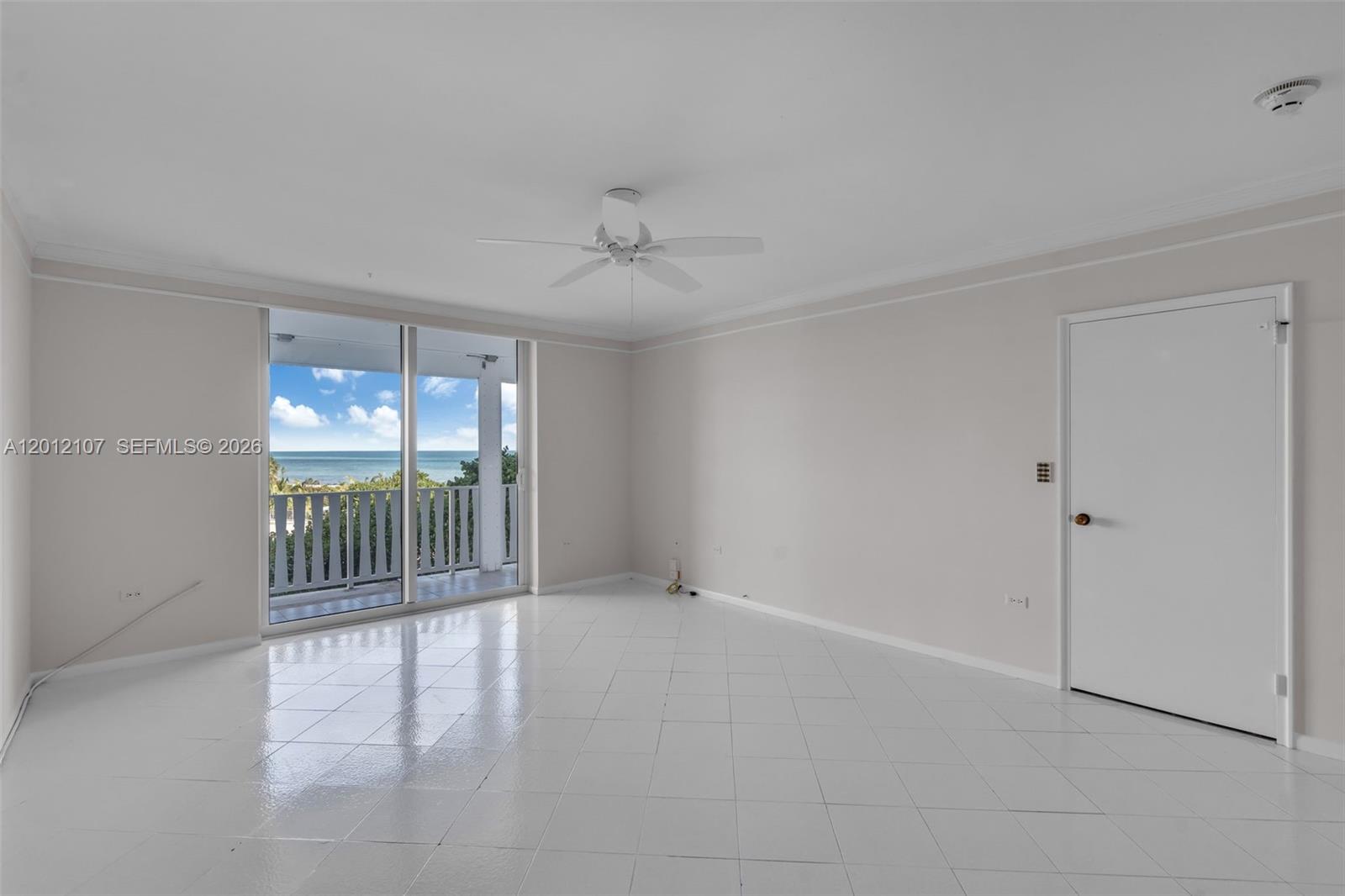 200 Ocean Lane Dr 407 Property Photo 10