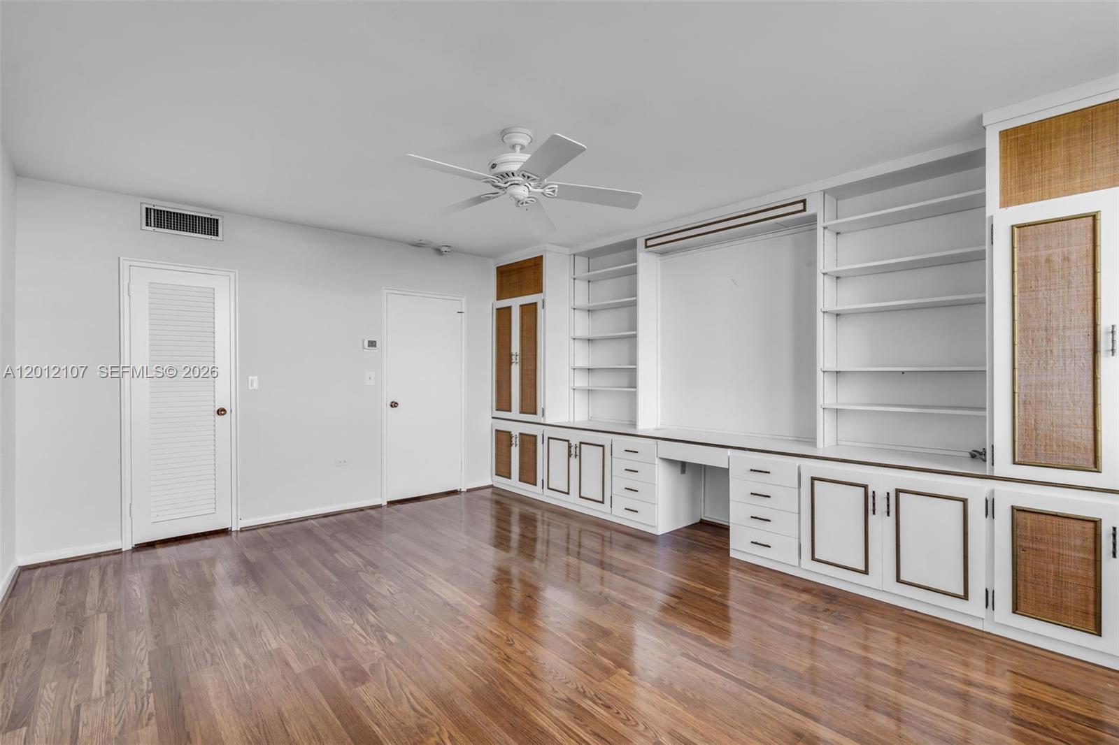 200 Ocean Lane Dr 407 Property Photo 17