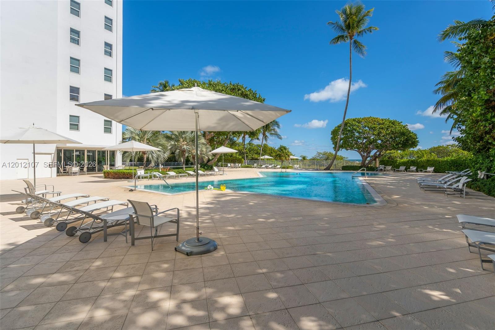 200 Ocean Lane Dr 407 Property Photo 33