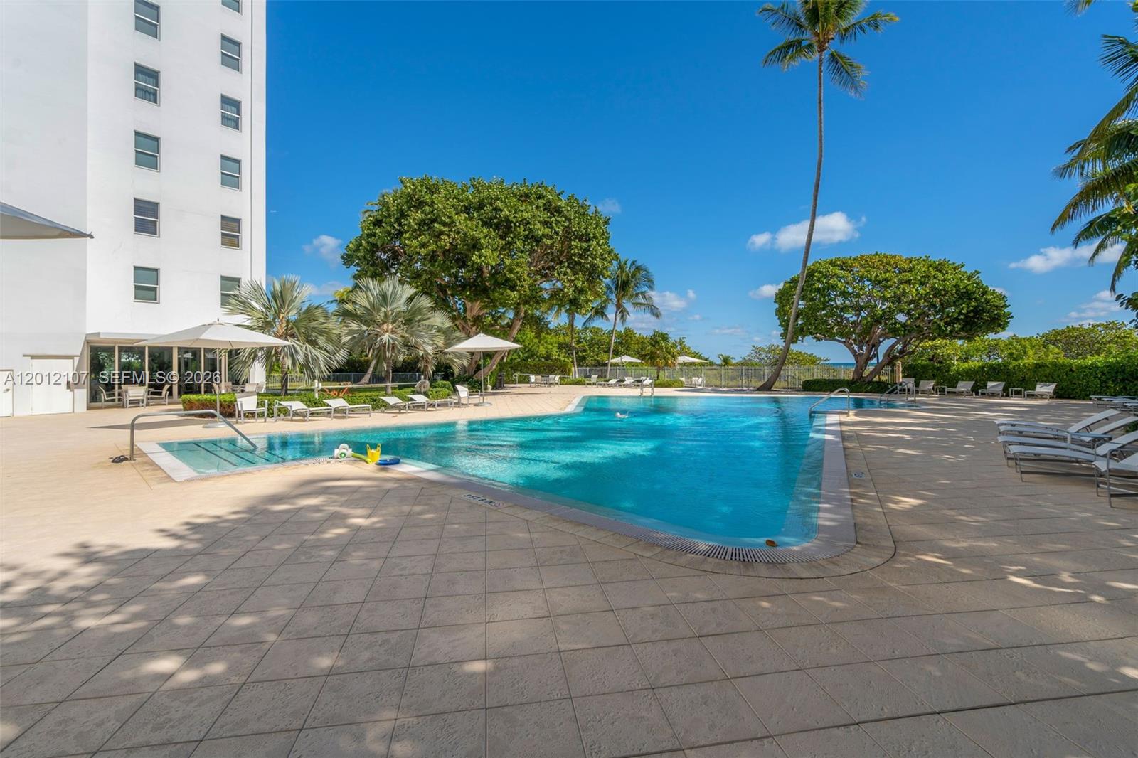 200 Ocean Lane Dr 407 Property Photo 35