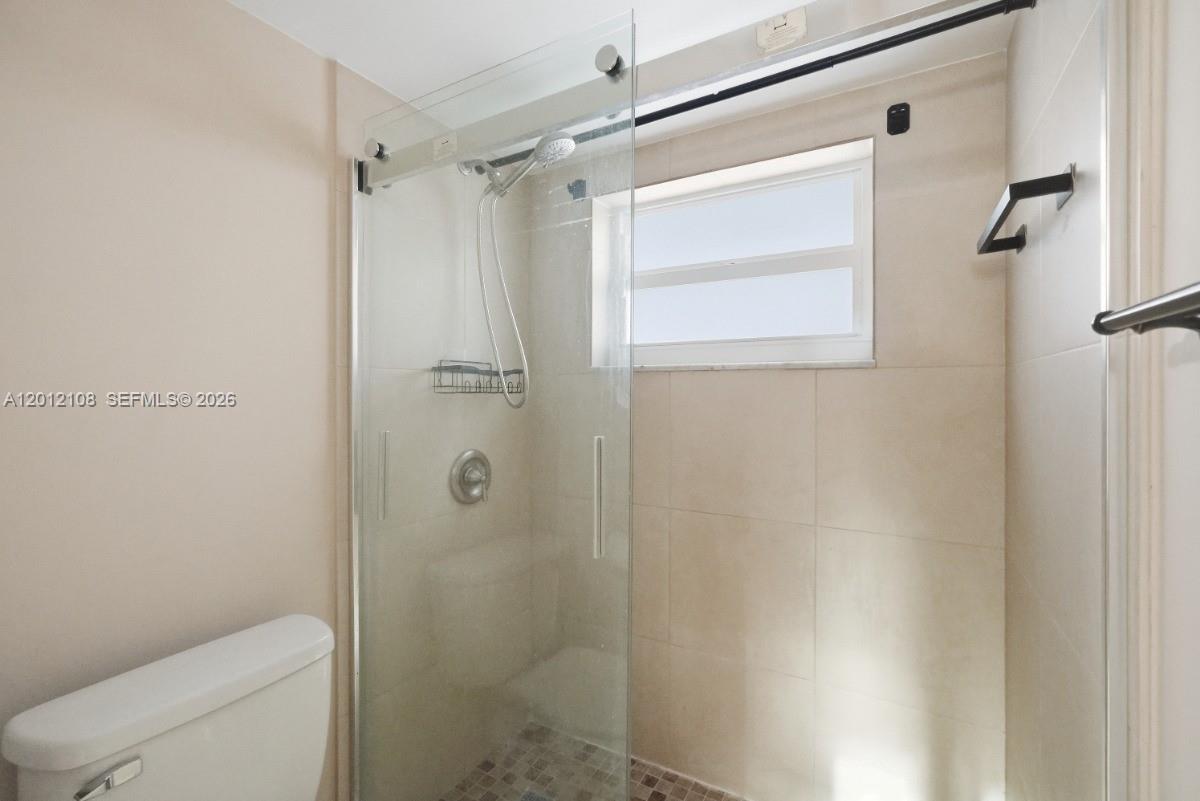 8826 W Mcnab Rd 304 Property Photo 18