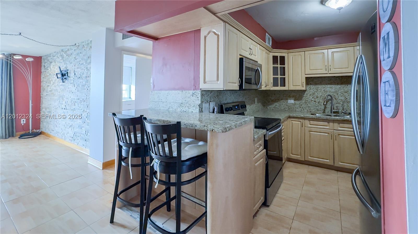 2841 Ne 163rd St 1210 Property Photo 7