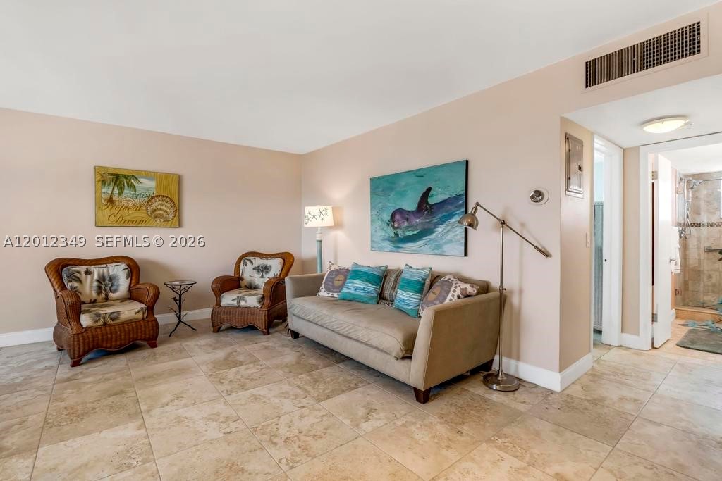 901 S Surf Rd 404 Property Photo 11