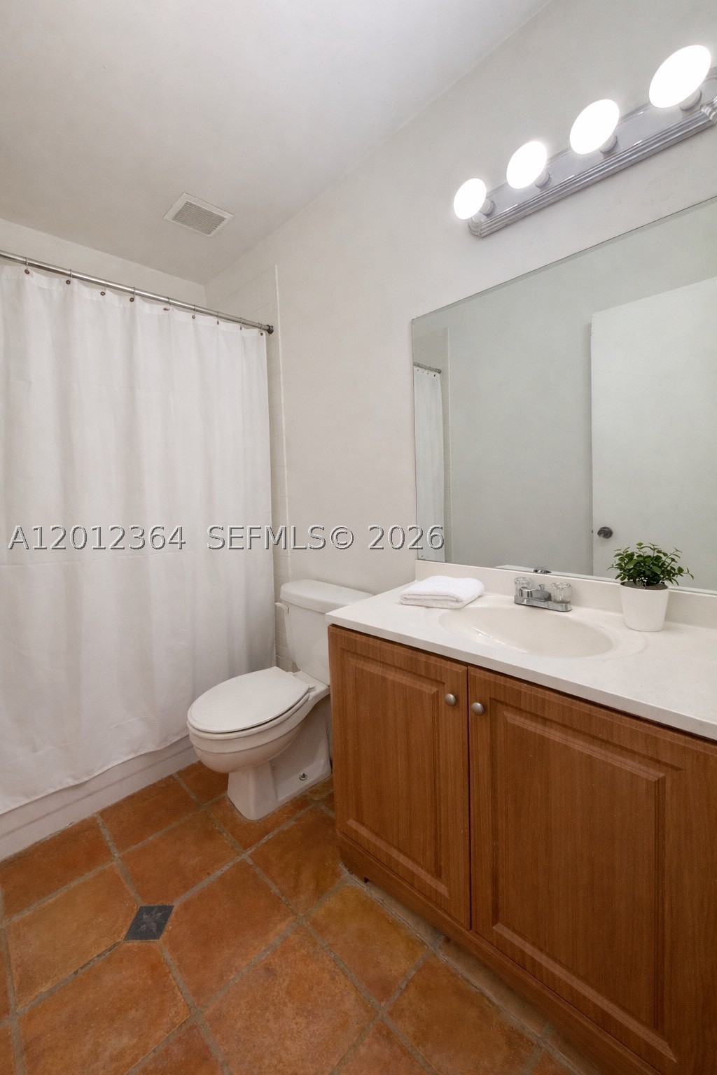 1045 Nw 126th Pl Property Photo 11