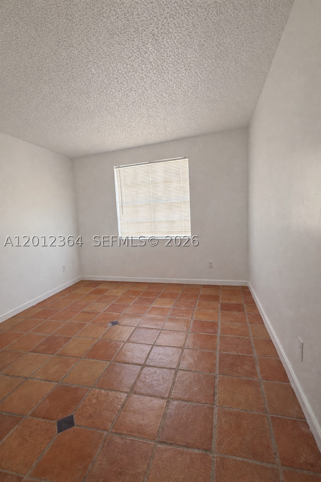 1045 Nw 126th Pl Property Photo 12