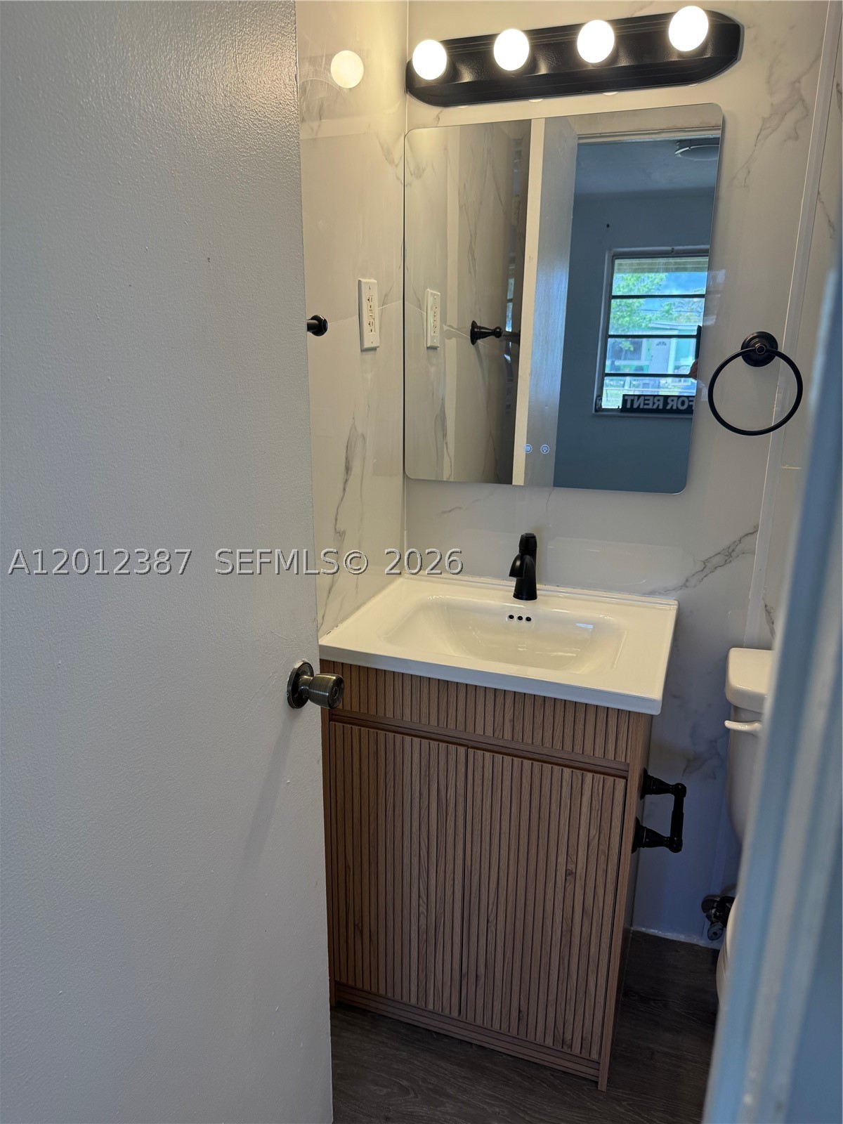2620 Sw 53rd Ave Property Photo 8