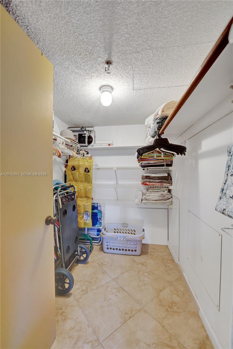 250 181st Dr 214 Property Photo 29