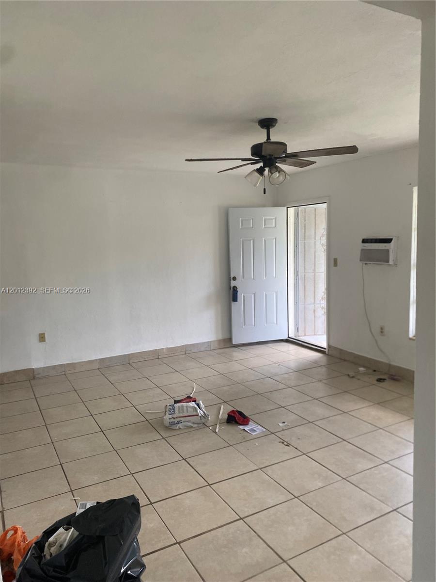 1070 Nw 147th St Property Photo 4