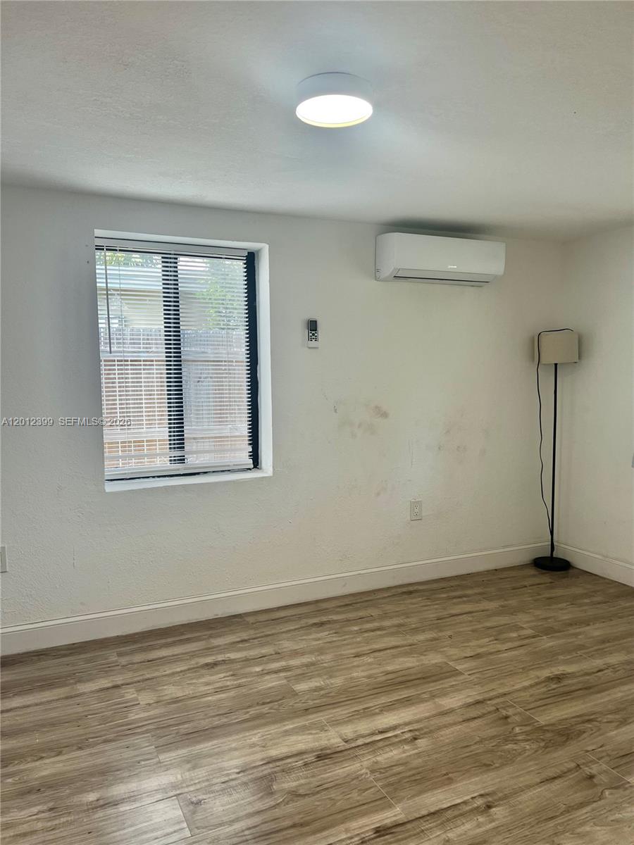 12040 N Miami Ave Property Photo 9