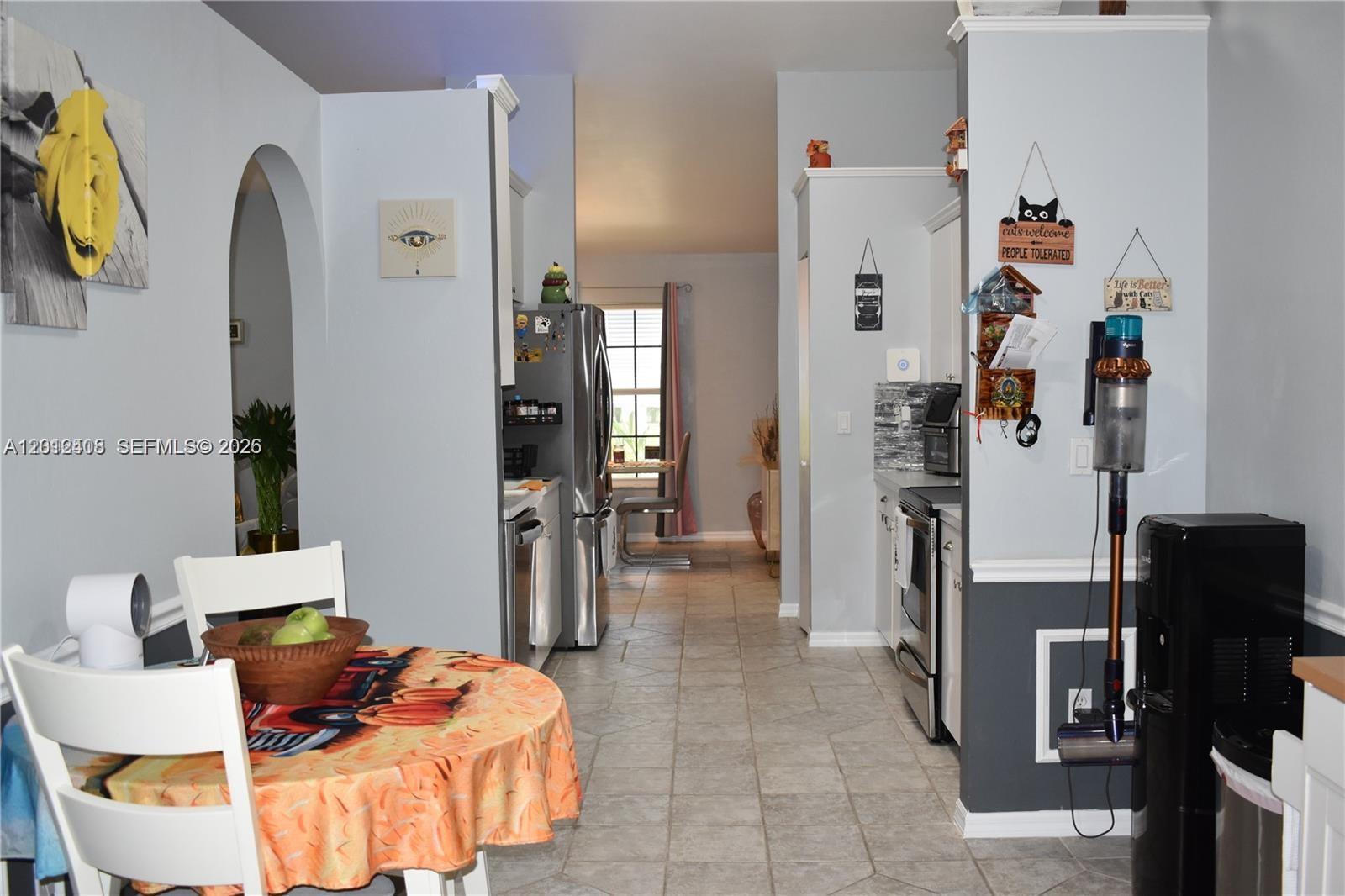15639 Spring Line Ln Property Photo 6