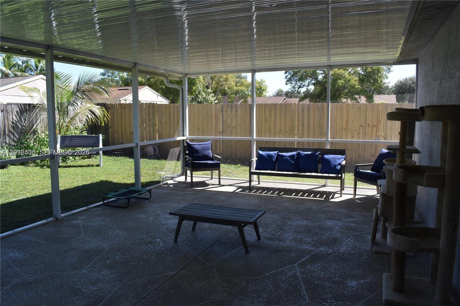 15639 Spring Line Ln Property Photo 10