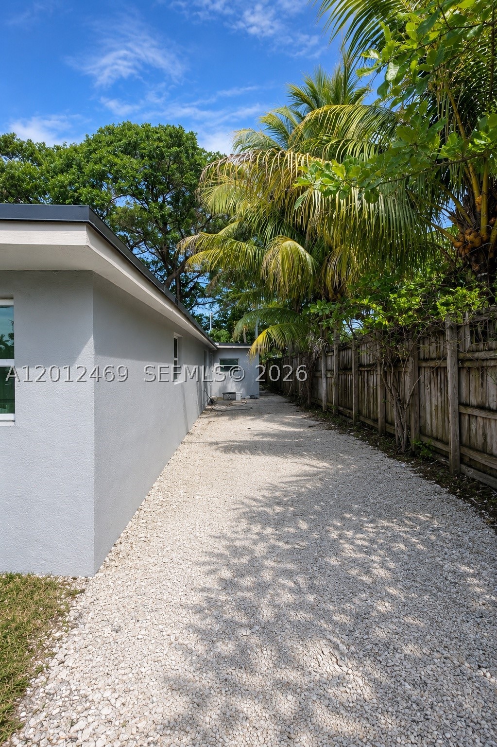 1861 Nw 112th St Property Photo 2