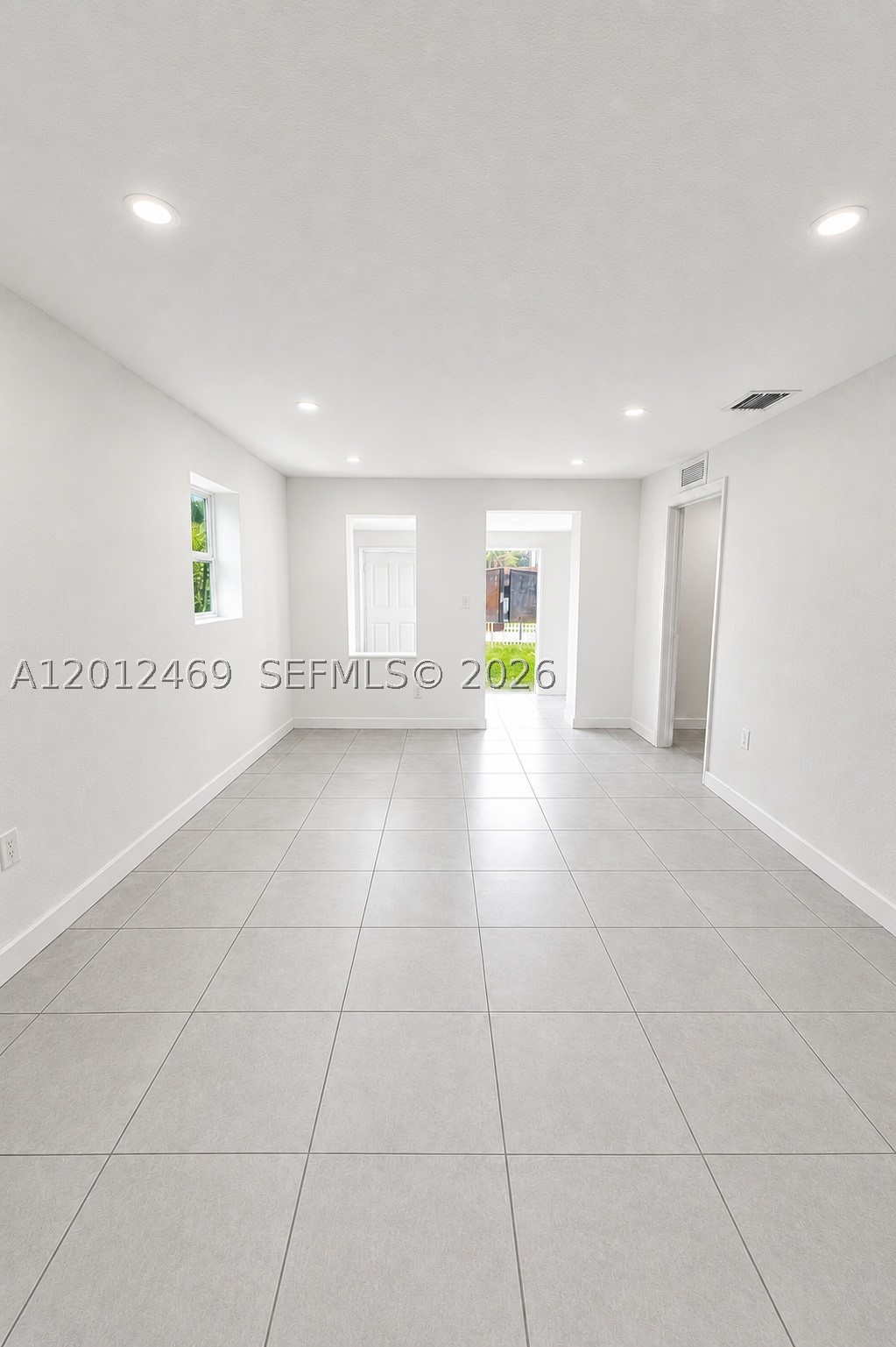 1861 Nw 112th St Property Photo 3