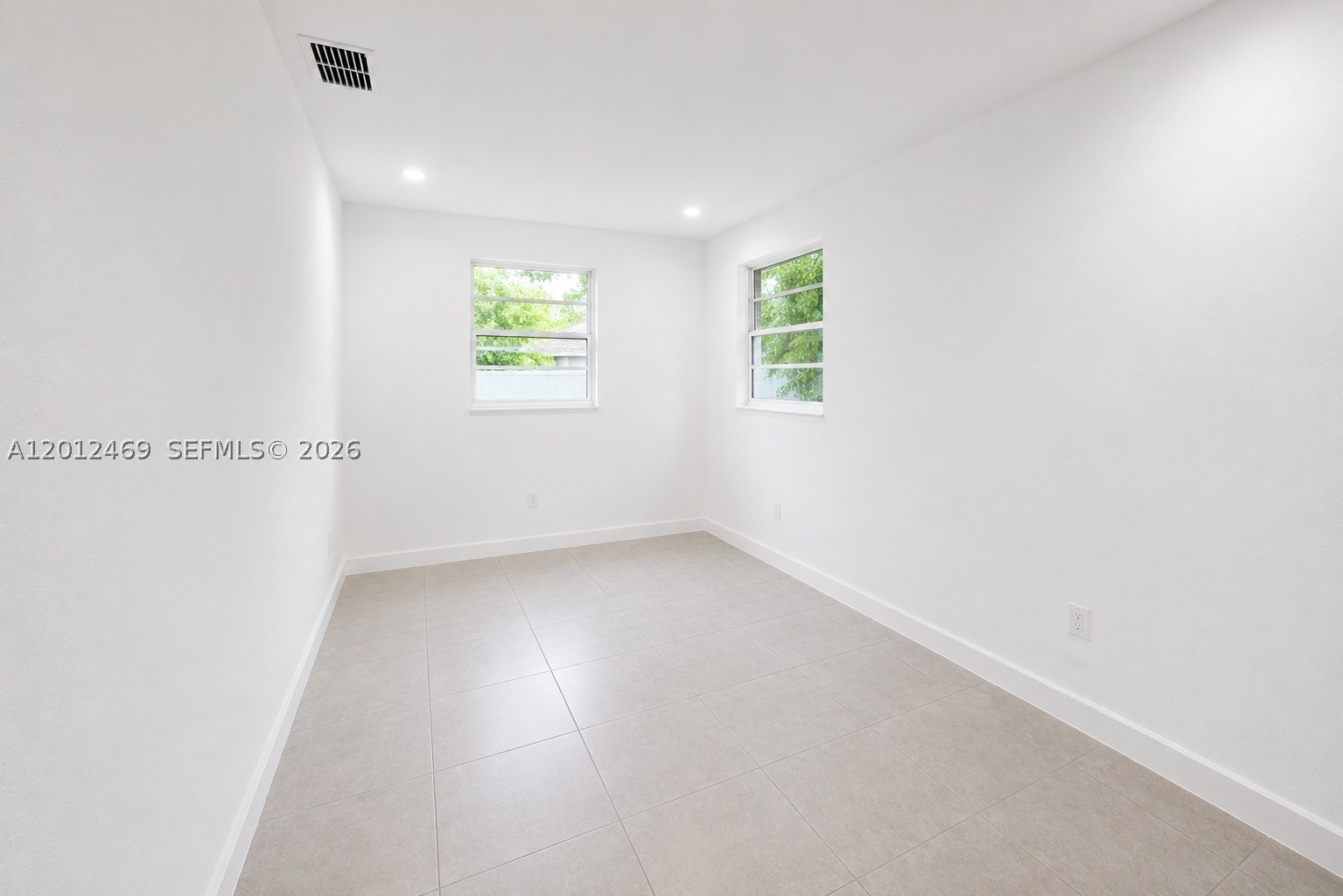 1861 Nw 112th St Property Photo 12