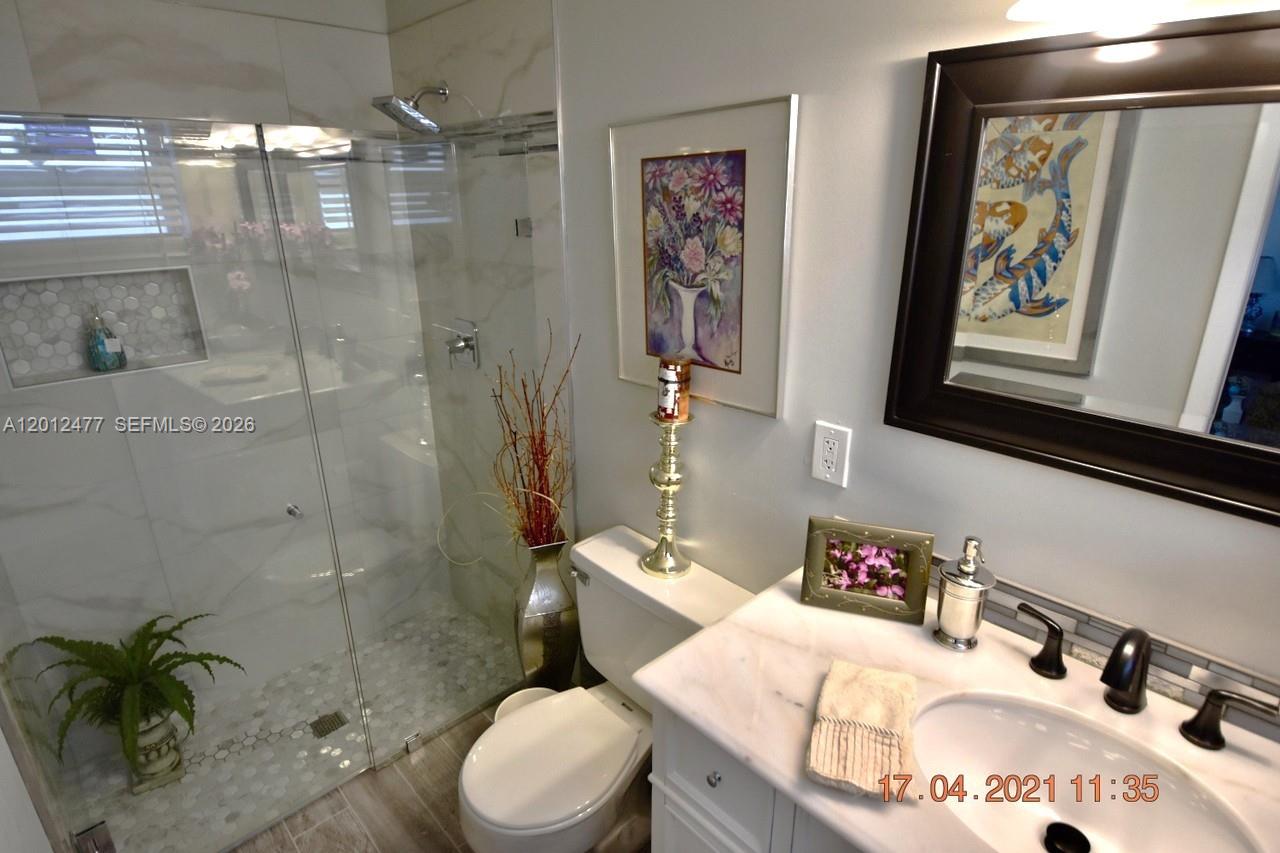 2515 W Emory Drive A Property Photo 8