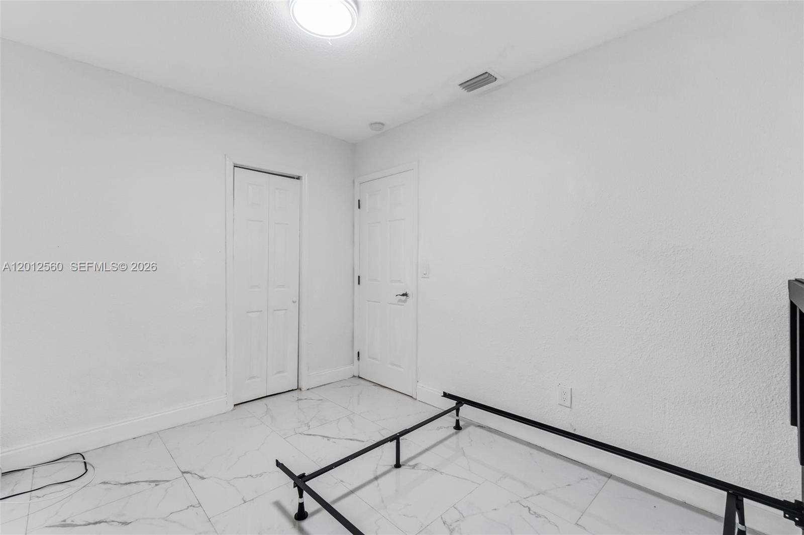 4530 Sw 25th St Property Photo 9