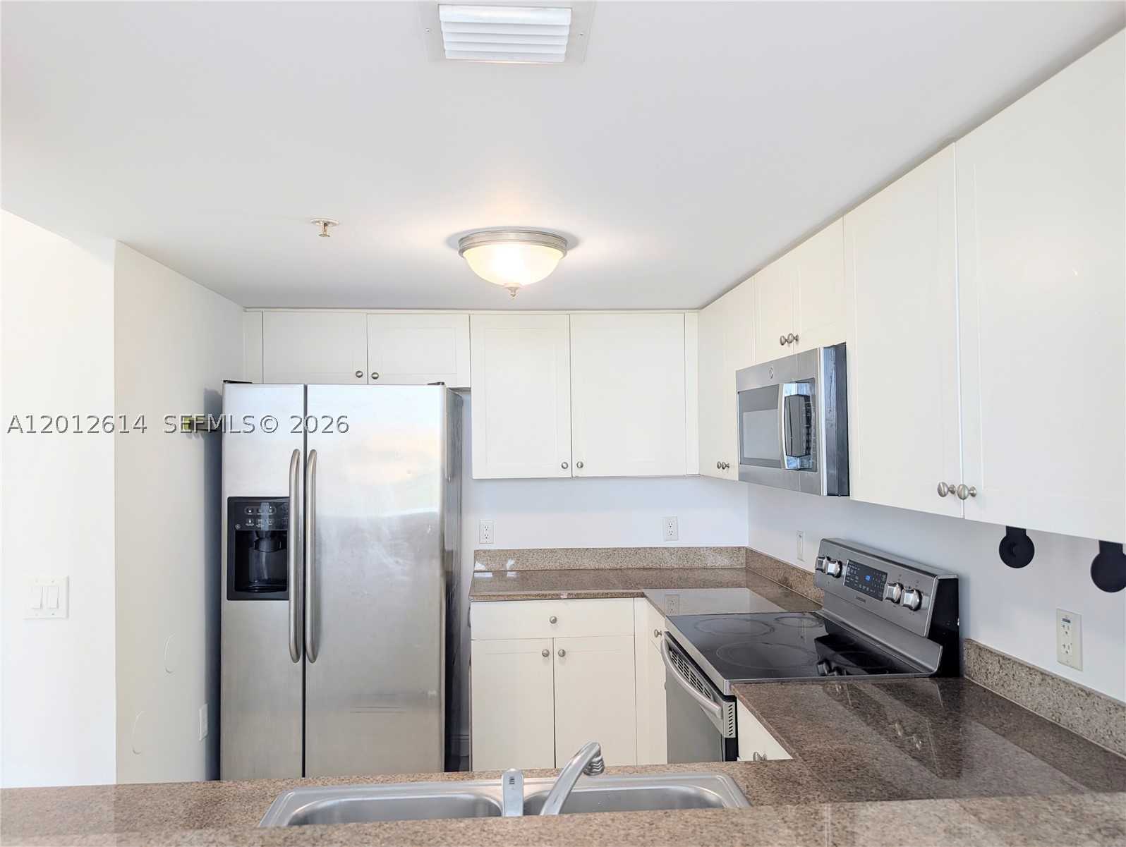 60 Nw 37th Ave 1208 Property Photo 6