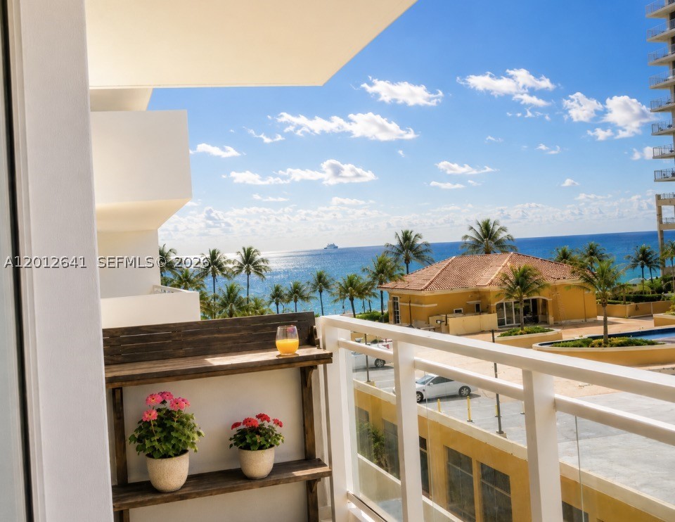 2030 S Ocean Dr 309 Property Photo 1