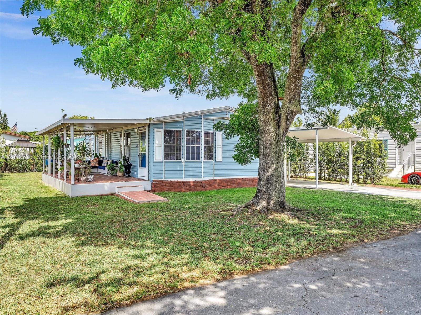 19800 SW 180th Ave #80 Property Photo 1