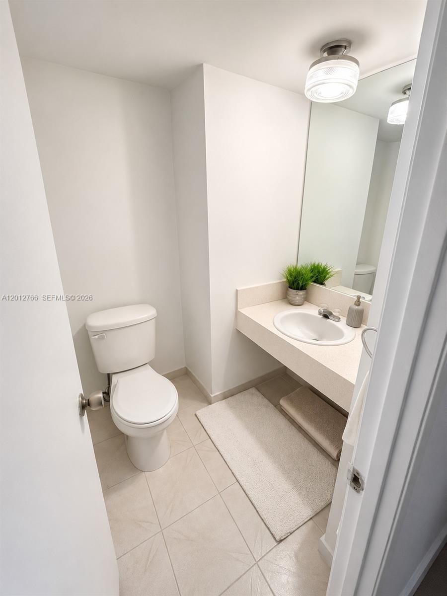 2780 Ne 183rd St 710 Property Photo 15