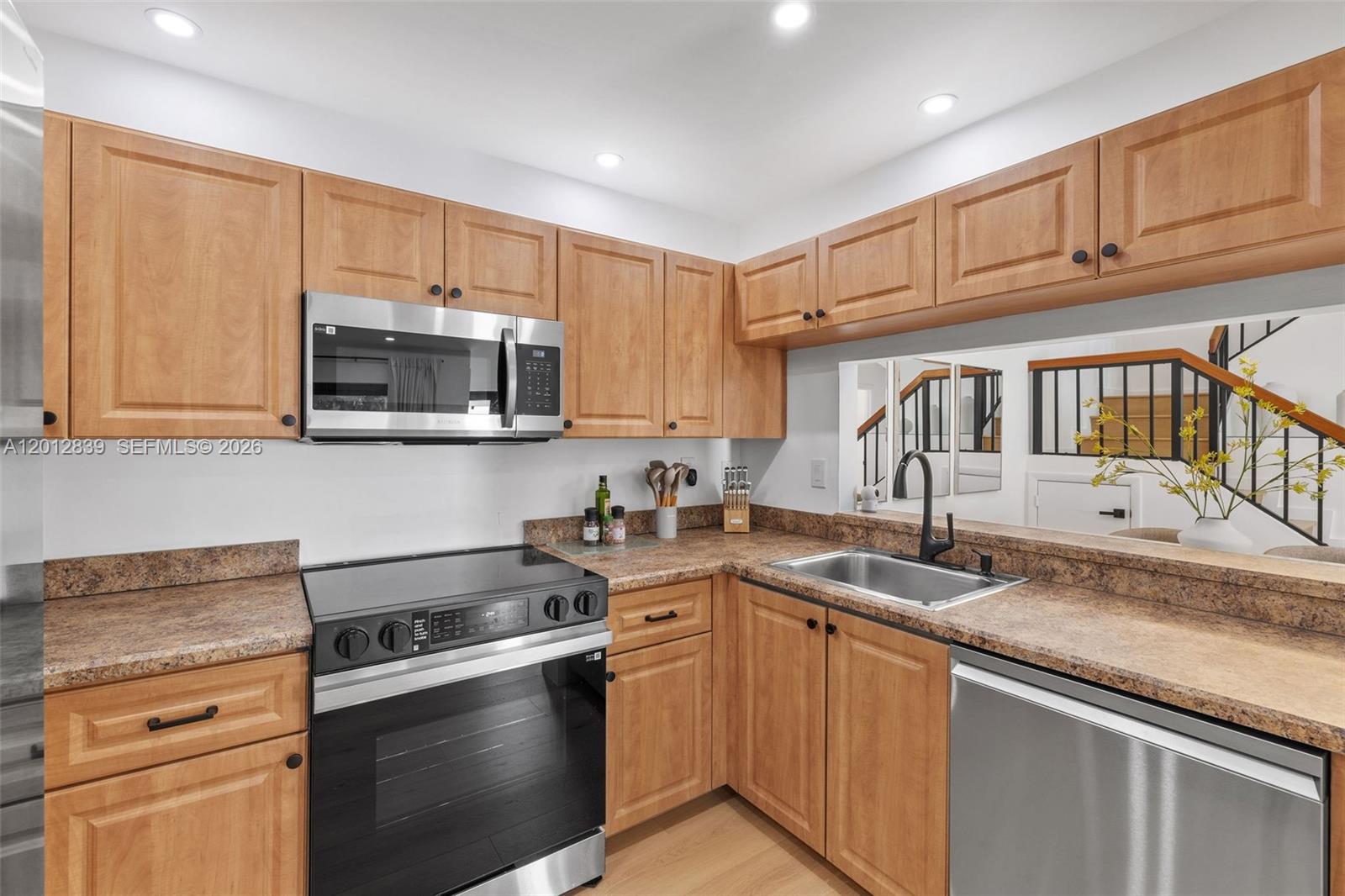 21216 Harbor Way 158-15 Property Photo 13