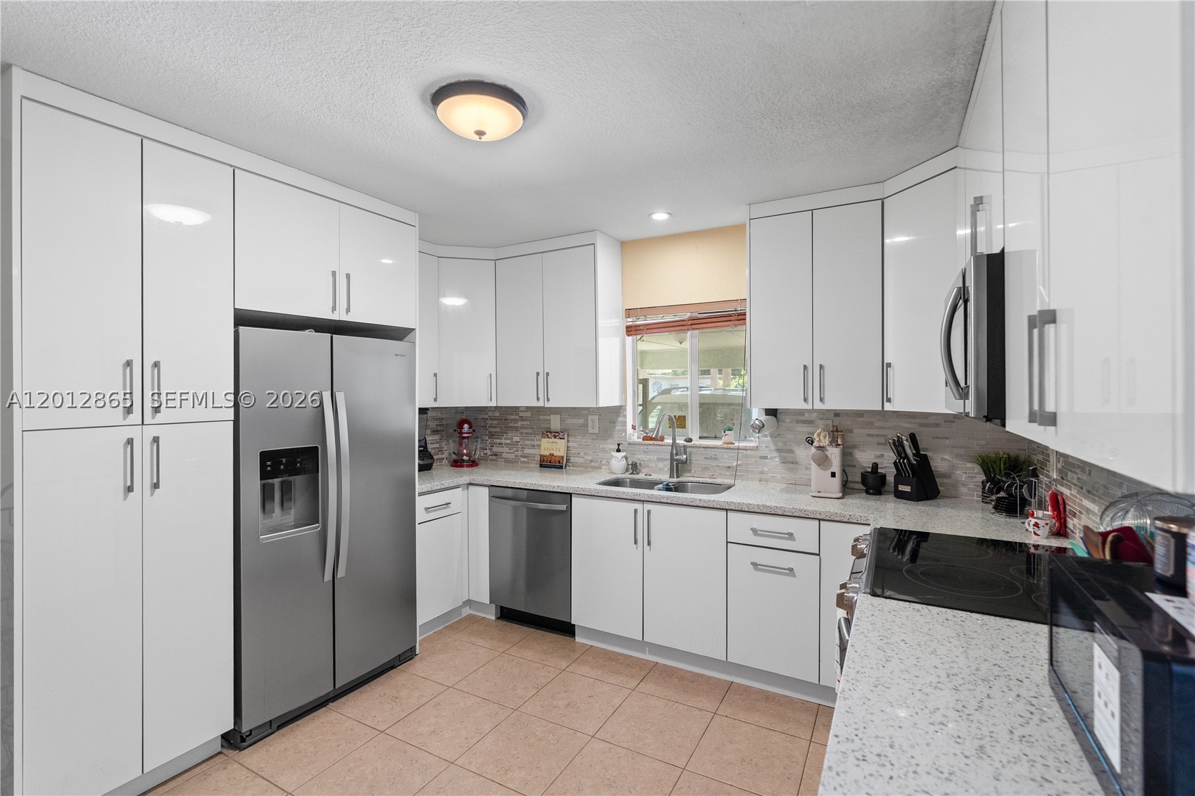 5300 NW 30th Pl Property Photo 1