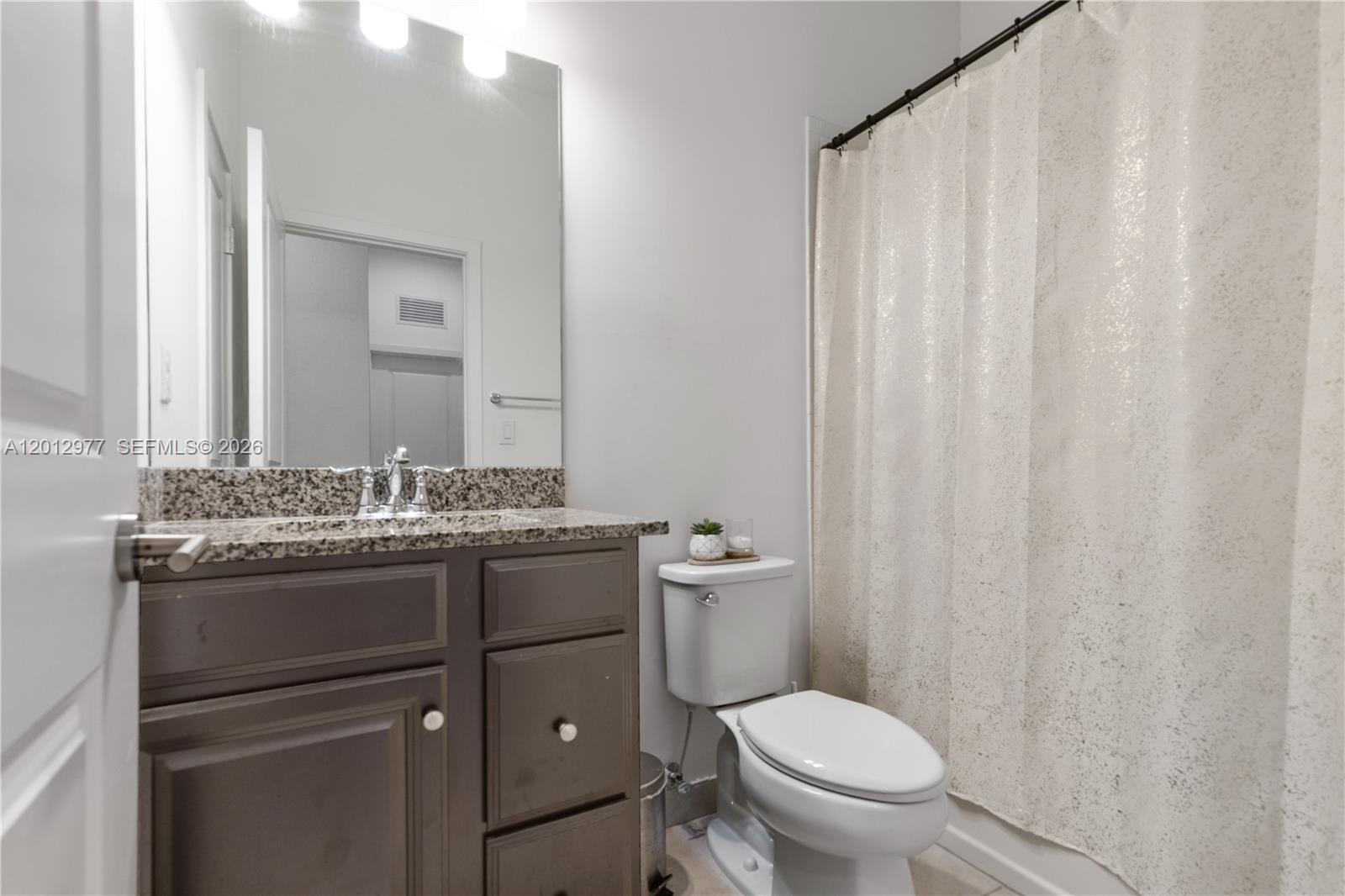 10972 Sw 235th Ln Property Photo 16