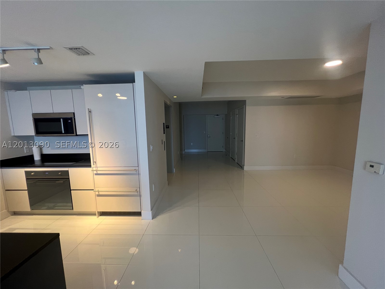 1010 Brickell Ave 3704 Property Photo 3