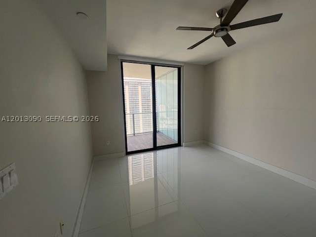 1010 Brickell Ave 3704 Property Photo 6