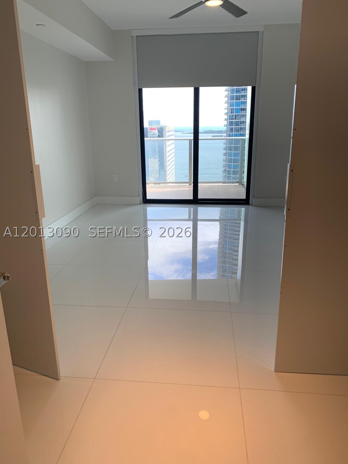 1010 Brickell Ave 3704 Property Photo 7