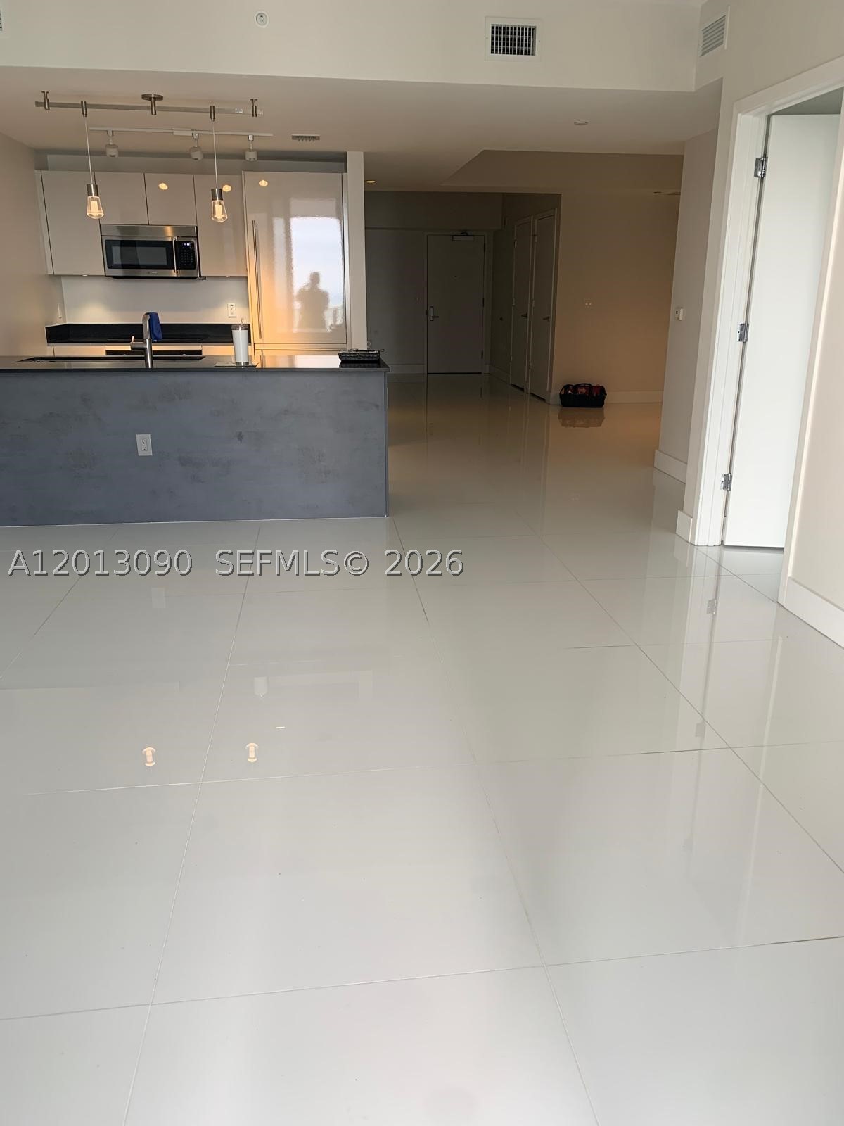 1010 Brickell Ave 3704 Property Photo 13
