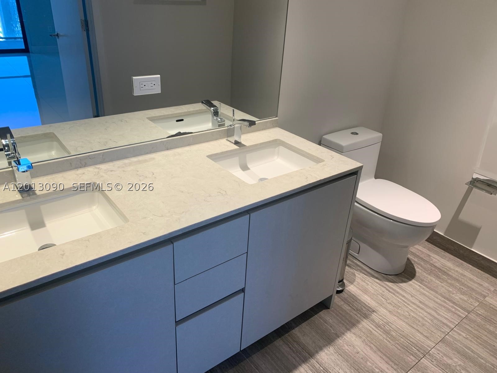 1010 Brickell Ave 3704 Property Photo 24