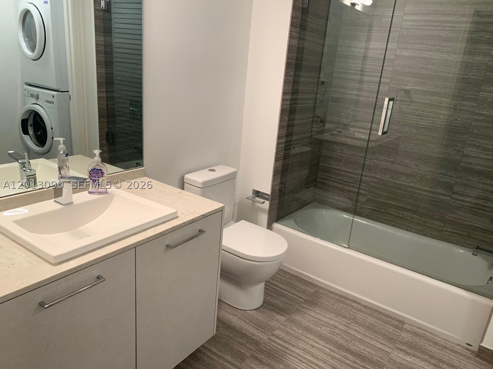 1010 Brickell Ave 3704 Property Photo 33