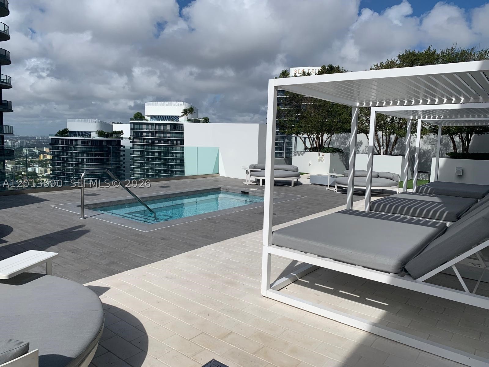 1010 Brickell Ave 3704 Property Photo 45