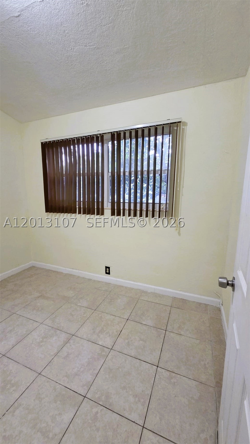 2335 Nw 55th St Property Photo 13