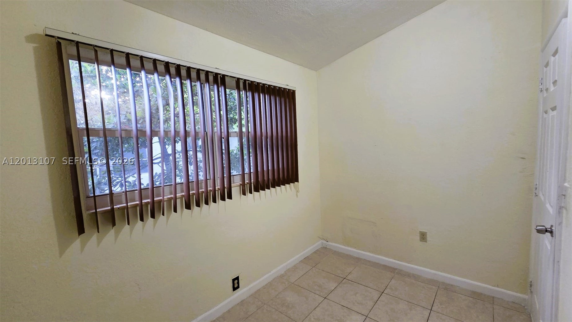 2335 Nw 55th St Property Photo 14