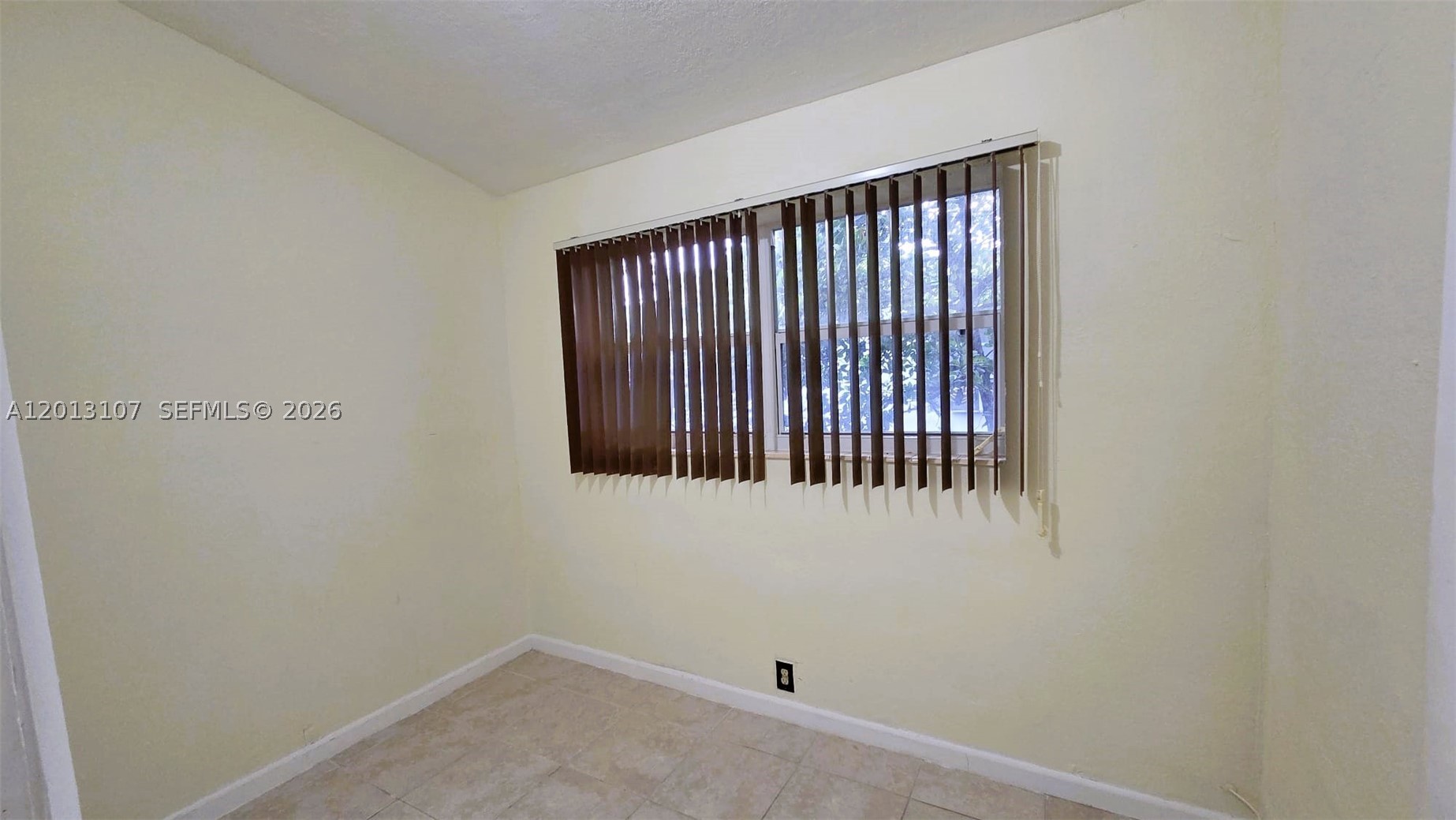 2335 Nw 55th St Property Photo 17