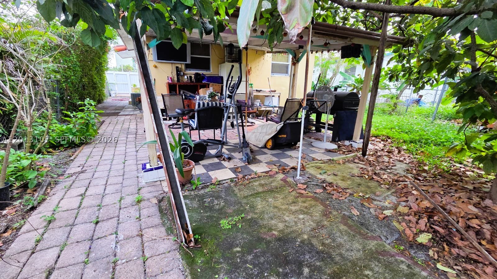 2335 Nw 55th St Property Photo 40