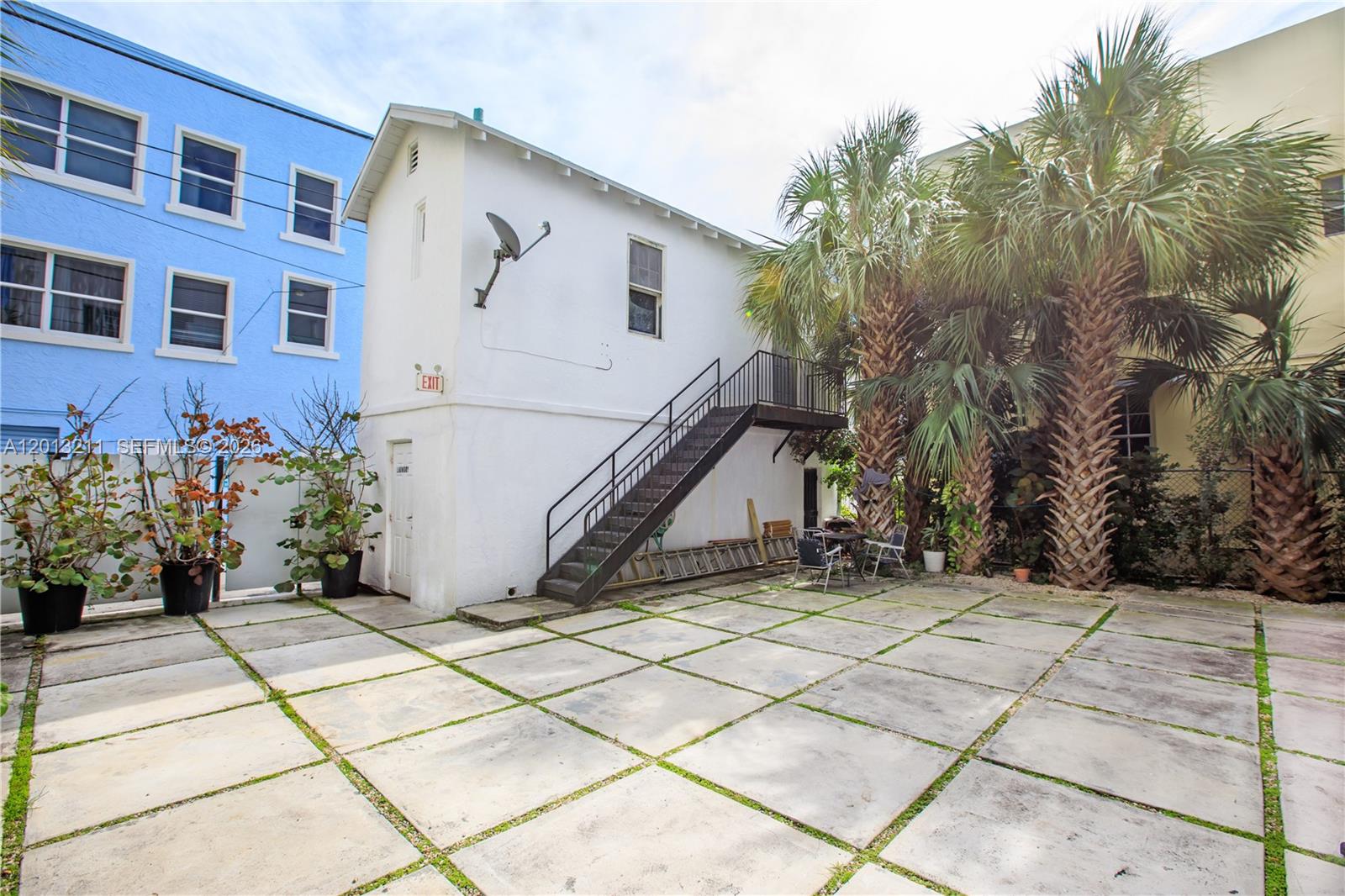 1345 Pennsylvania Ave Property Photo 5