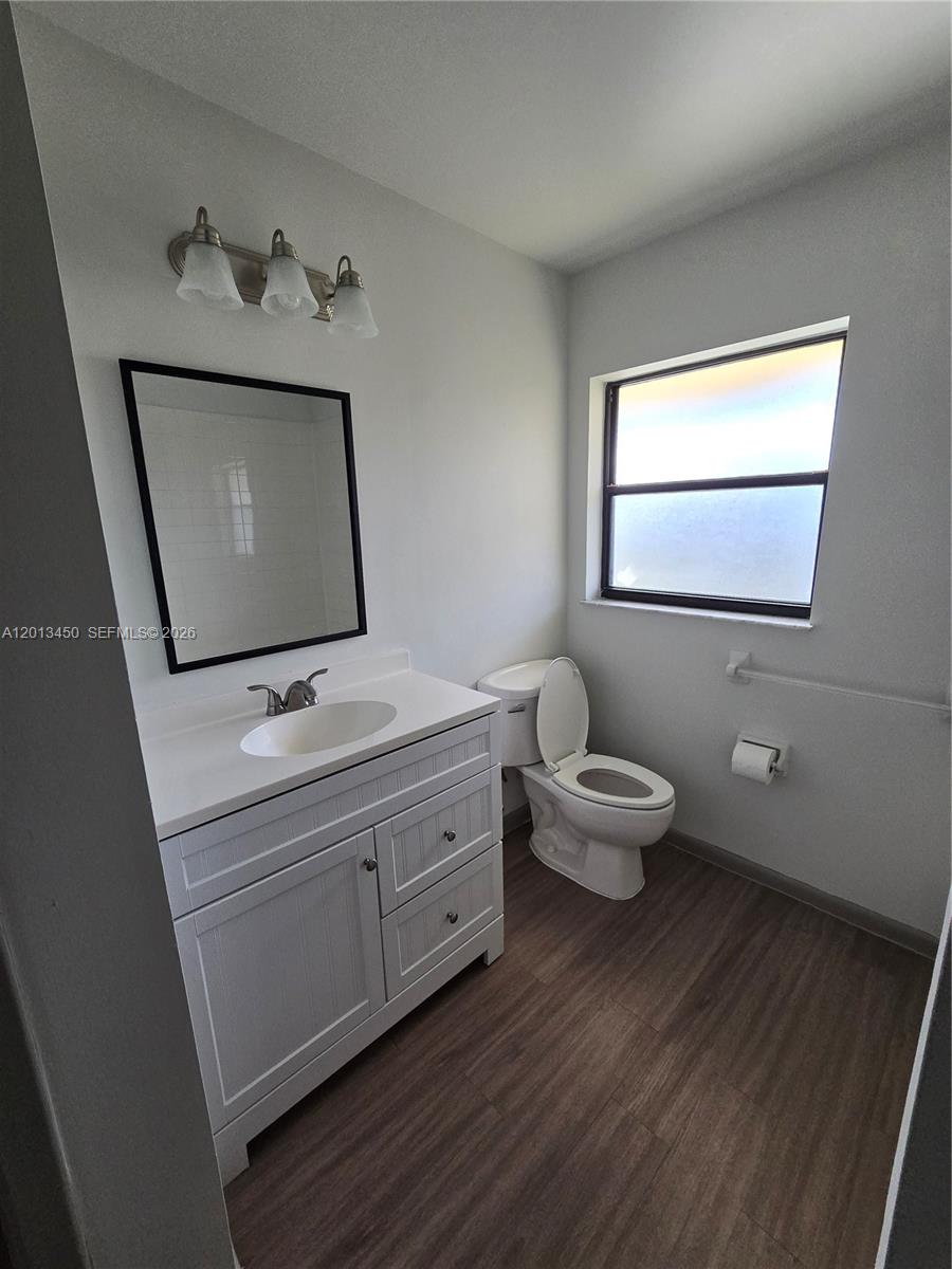 2050 Oleander Blvd 9-206 Property Photo 15