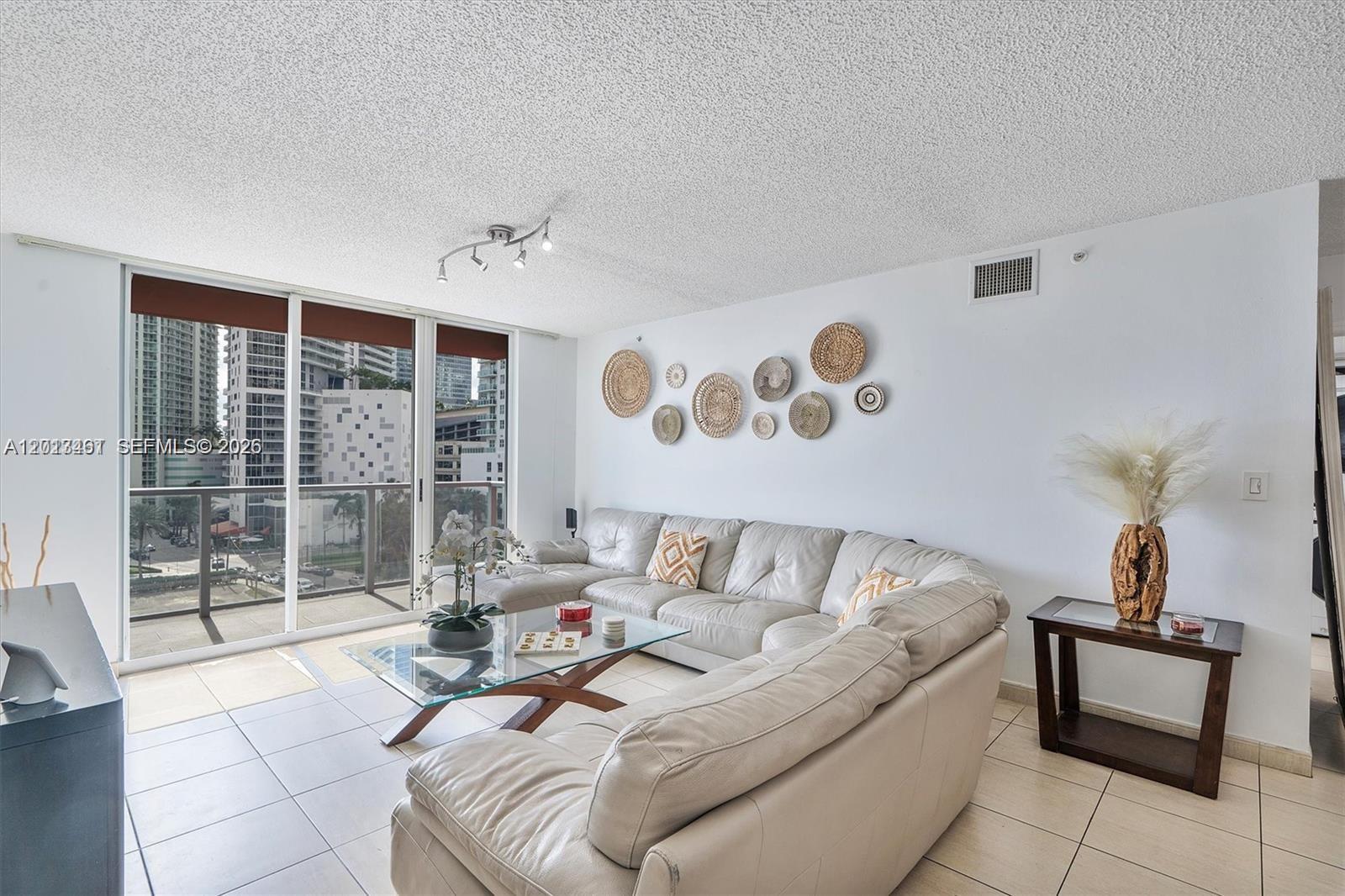 1155 Brickell Bay Dr 603 Property Photo 2