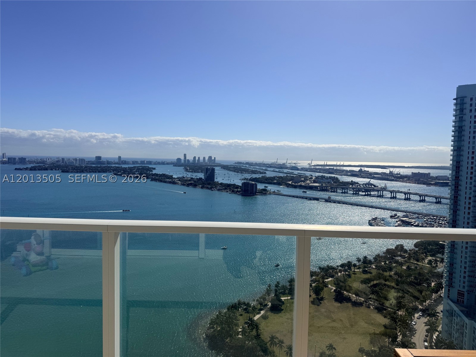 2020 N Bayshore Dr 3804 Property Photo 4