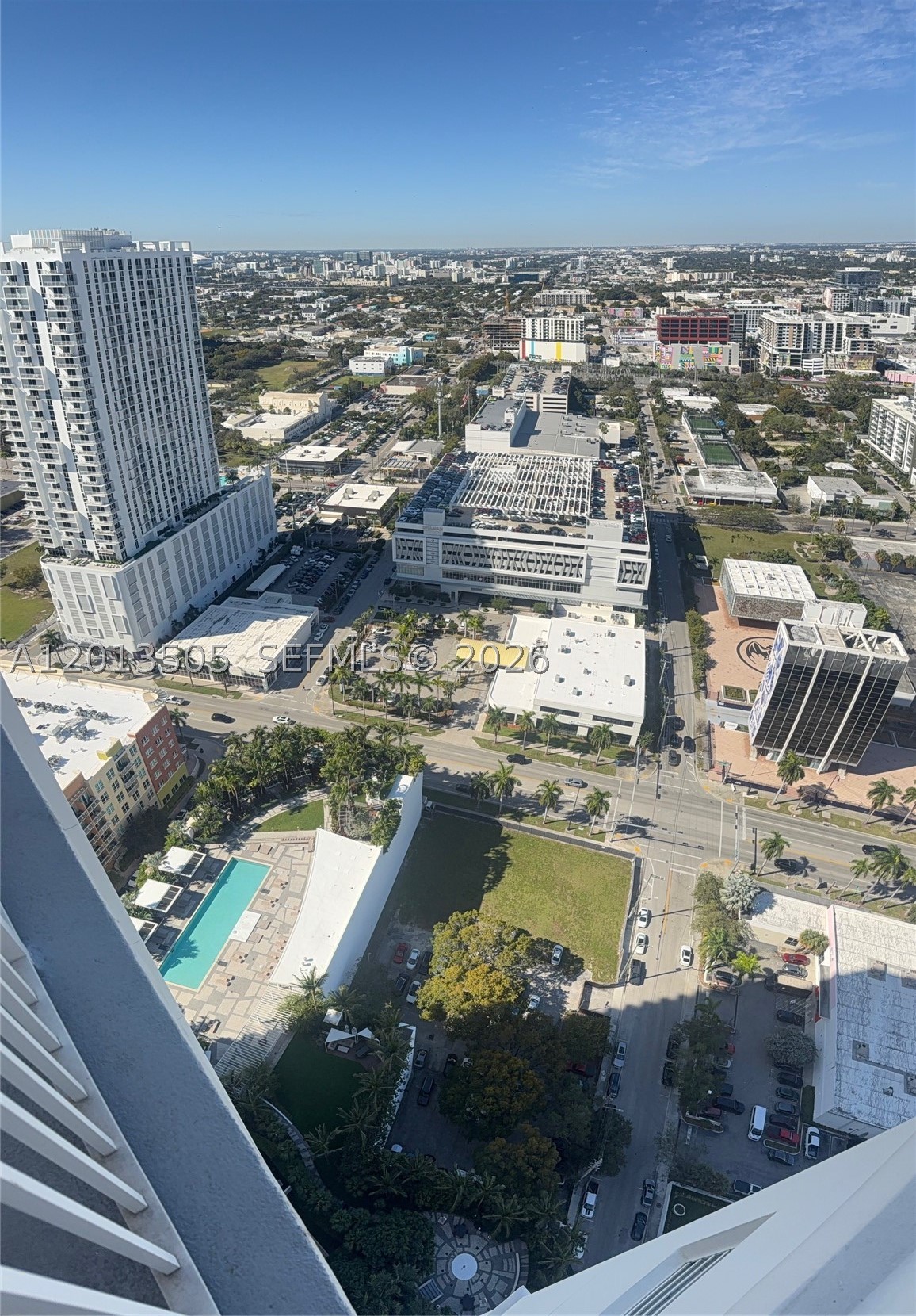 2020 N Bayshore Dr 3804 Property Photo 8