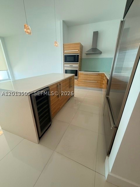 2020 N Bayshore Dr 3804 Property Photo 13